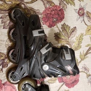 Roller blades